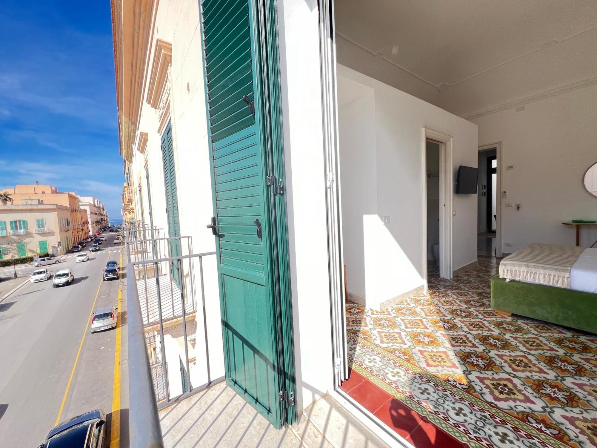 Capitano Apartments - Trapani City Centre Extérieur photo
